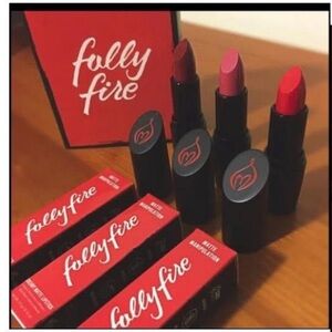 Folly Fire Expensive Habits Set of Lipsticks (3)